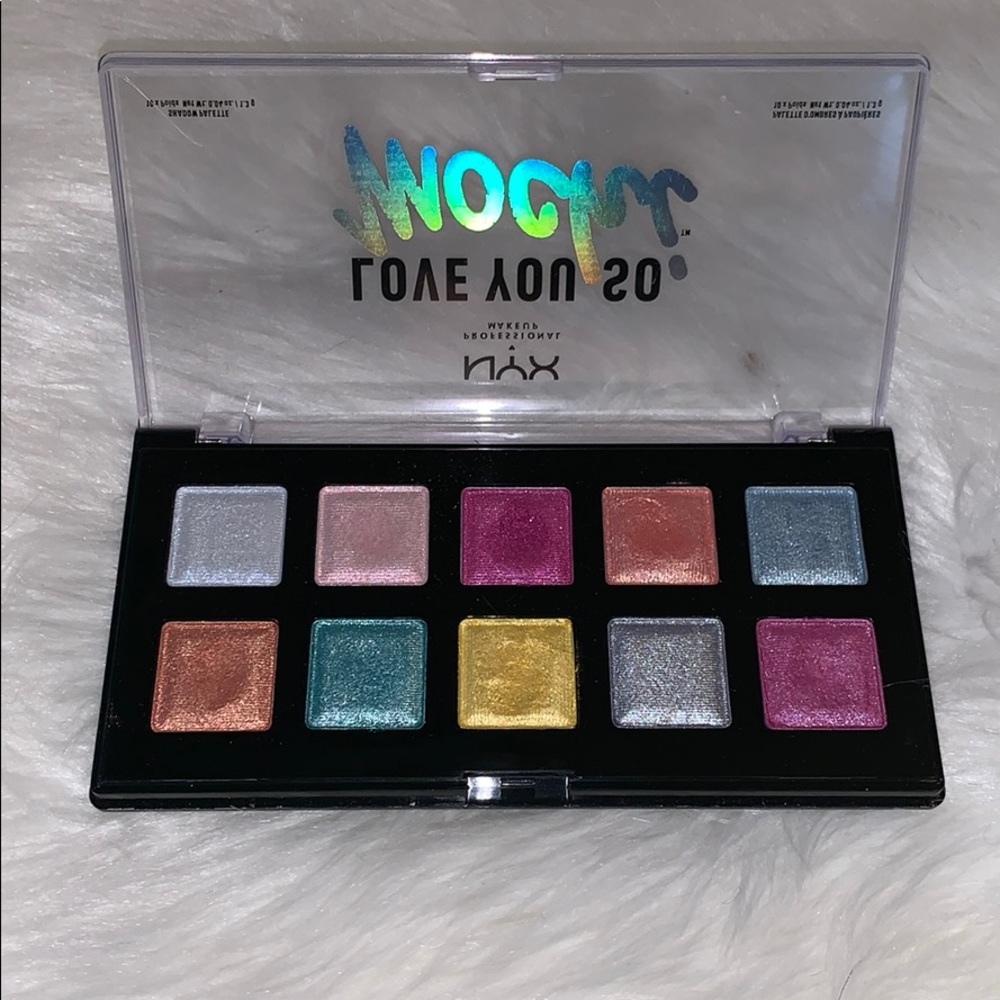 USED love you so Mochi pallett